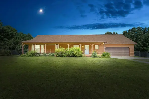 25028 Jefferson Center Street, Cassopolis, MI 49031