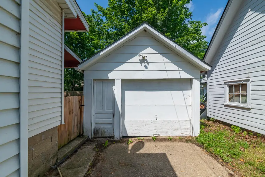 518 Walnut Street, Three Rivers, MI 49093 - #2