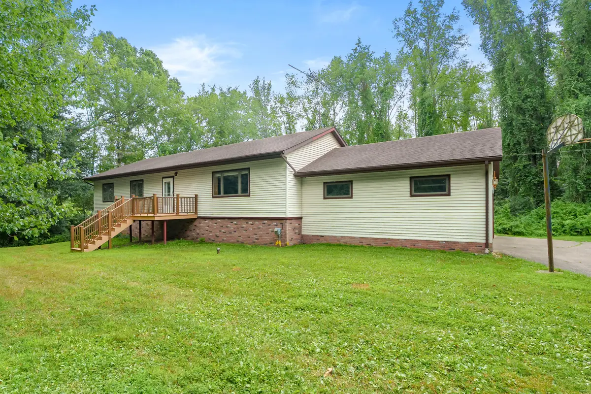 2474 E Vw Avenue E, Vicksburg, MI 49097 - #1