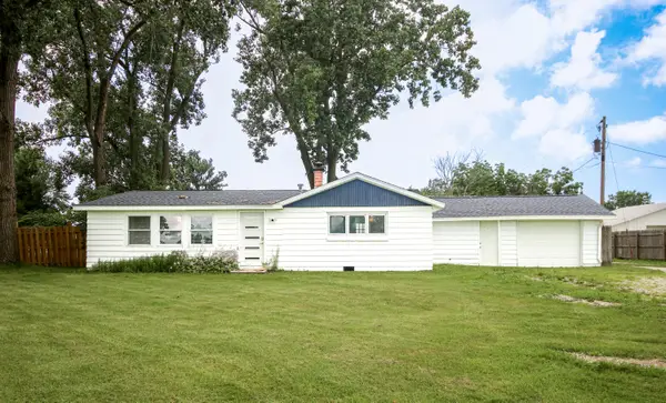 18528 Pardee Road, Galien, MI 49113