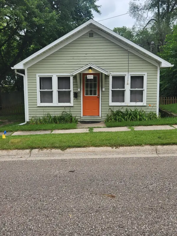 203 Jefferson Street, Dowagiac, MI 49047
