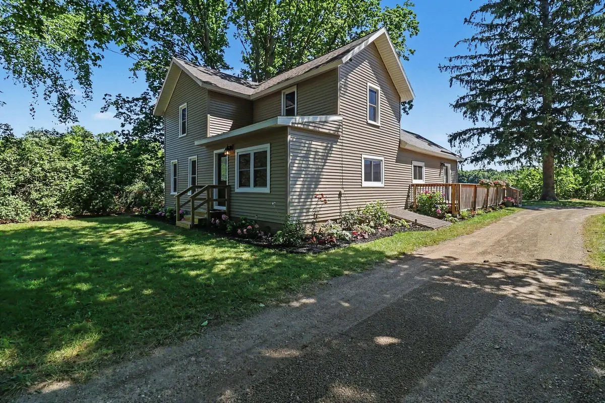 158 N 72nd Avenue, Hart, MI 49420 - #1
