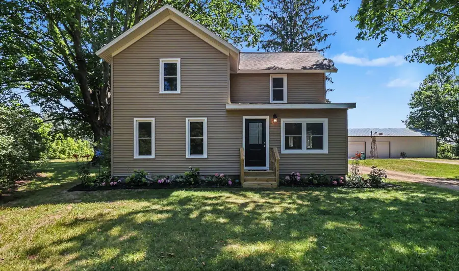 158 N 72nd Avenue, Hart, MI 49420 - #2