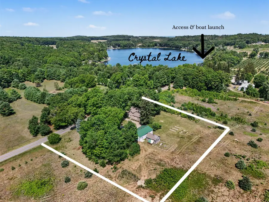 158 N 72nd Avenue, Hart, MI 49420 - #3