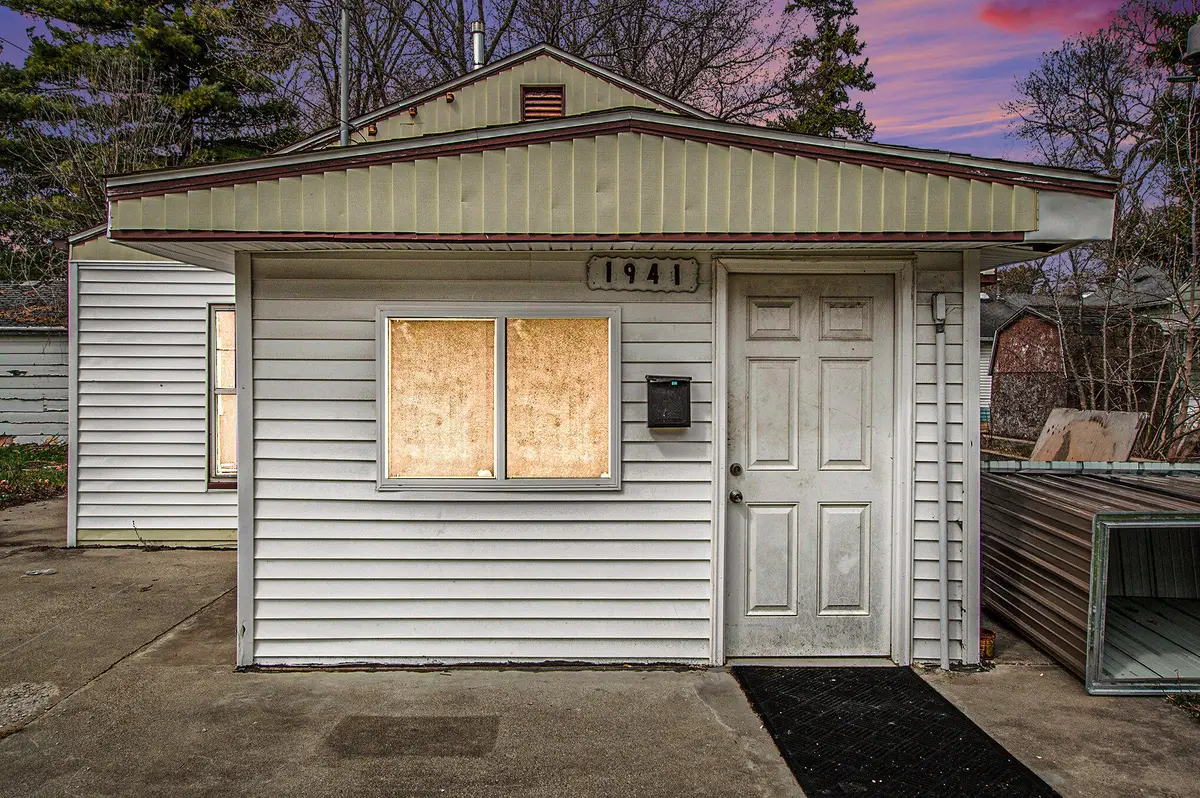 1941 Walcott Street, Saginaw, MI 48601 - #1