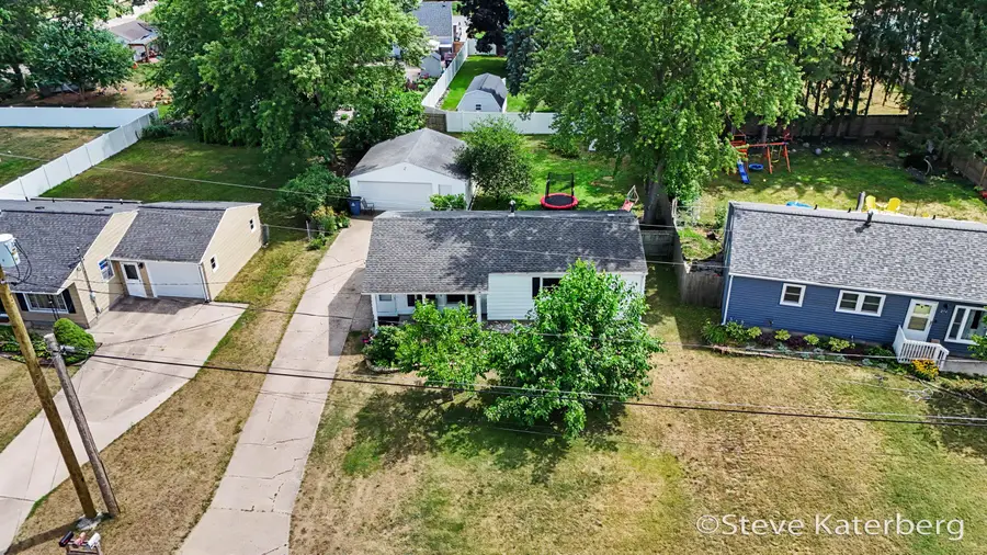282 Brandywyne Drive Nw, Comstock Park, MI 49321 - #3