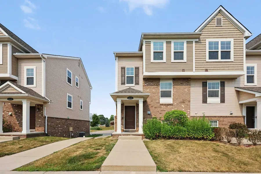 4576 Bradley Circle #25, Troy, MI 48085 - #2