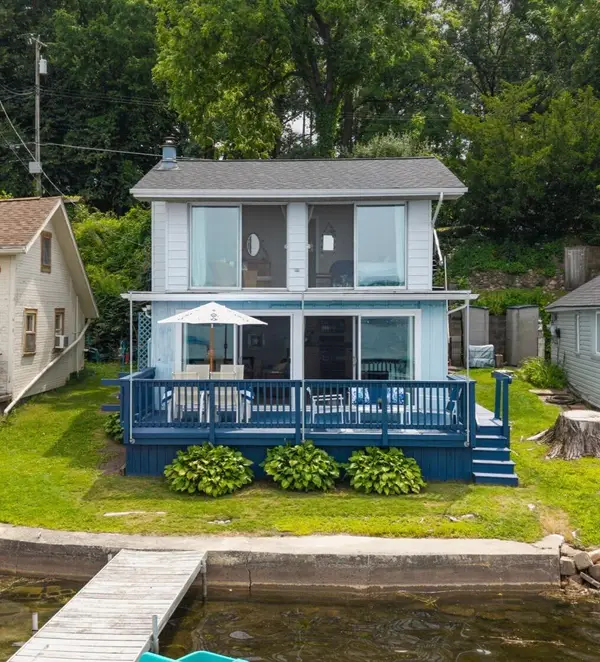 7355 Webbs Shore Drive, Gregory, MI 48137