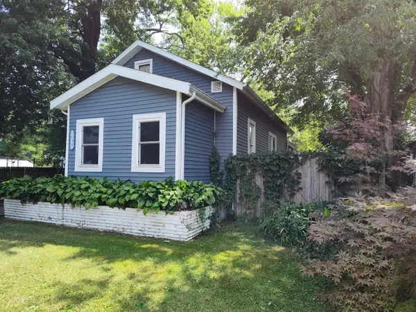 2214 Kenilworth Avenue, Kalamazoo, MI 49048