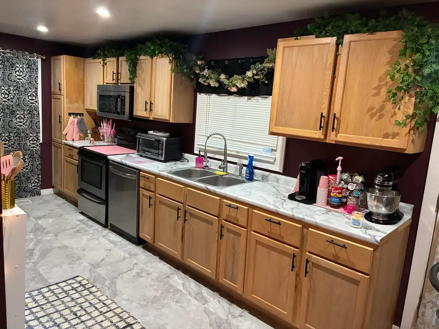 2214 Kenilworth Avenue, Kalamazoo, MI 49048 - #2