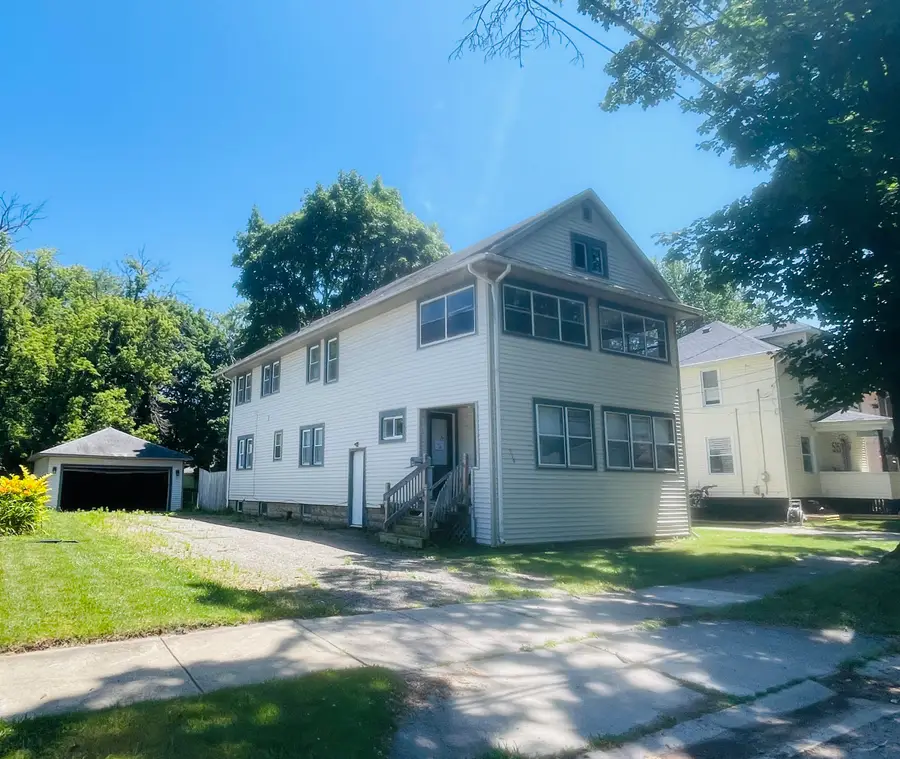 519 Seymour Avenue, Jackson, MI 49202 - #2
