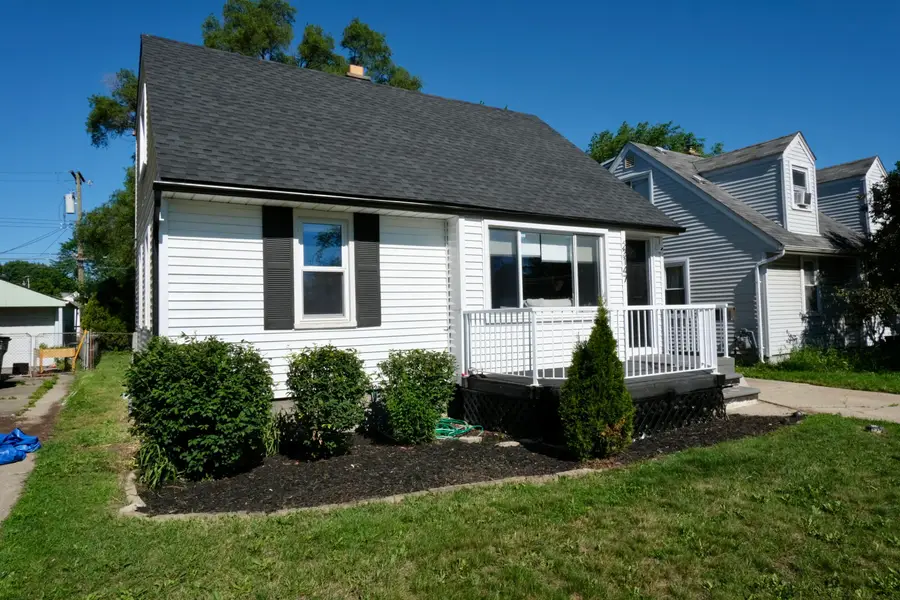 23147 Melville Avenue, Hazel Park, MI 48030 - #2