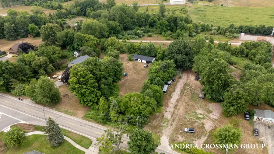 866 E 24th Street, Holland, MI 49423 - #2