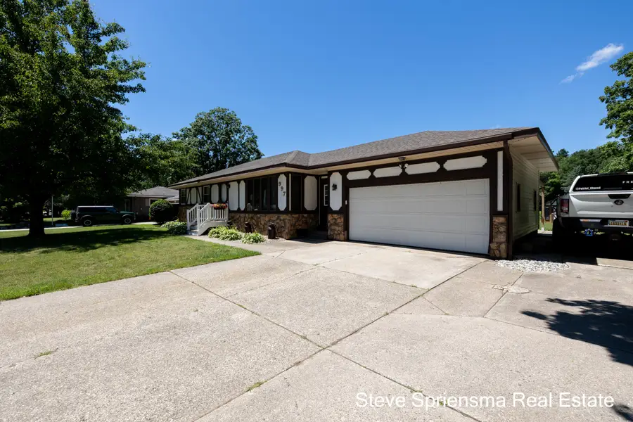 997 Cypress Drive, Jenison, MI 49428 - #2
