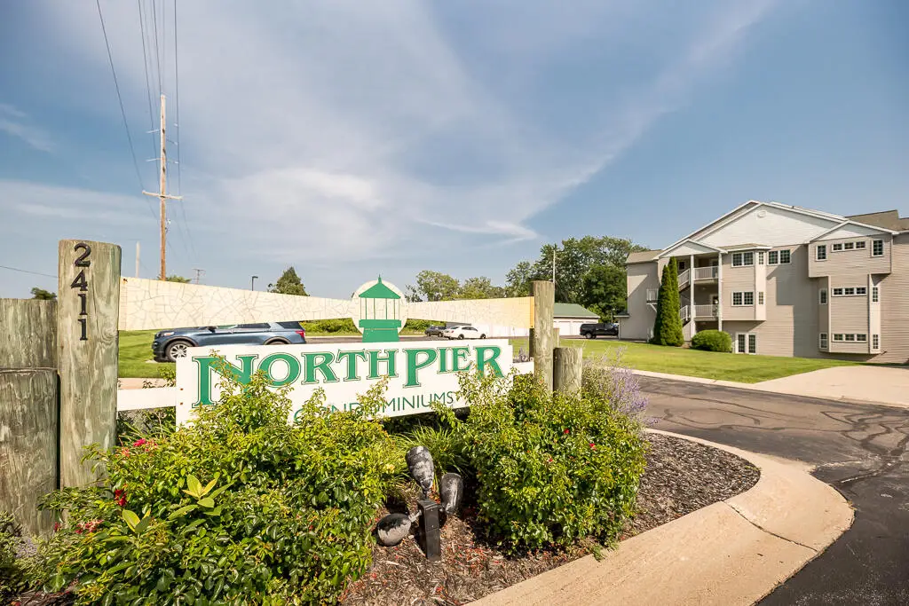 2411 Lake Avenue #15, Muskegon, MI 49445 - #1