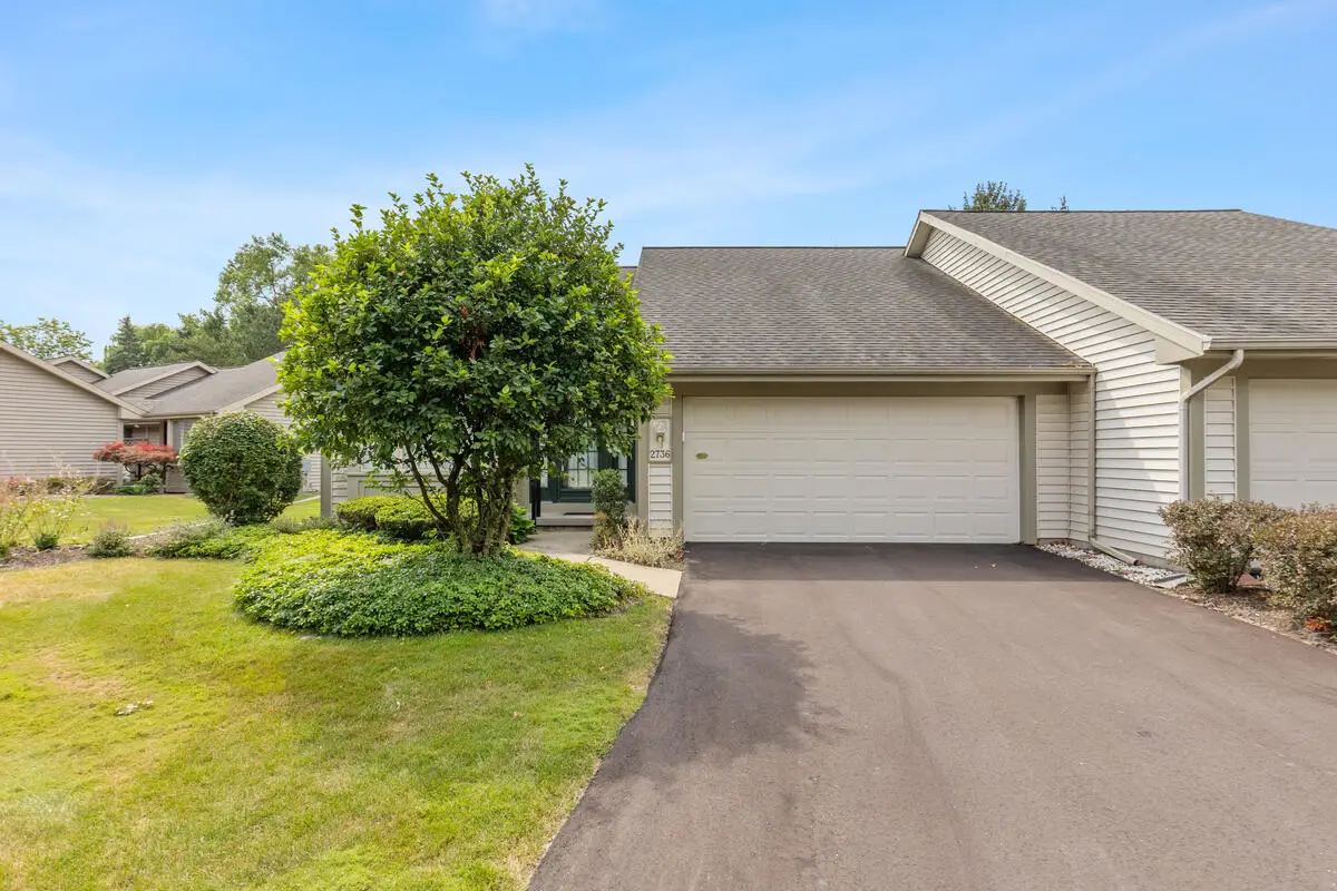 2736 Mulford Drive Se, Grand Rapids, MI 49546 - #1