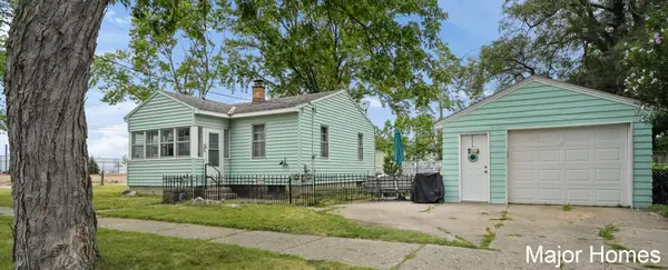 3990 Buchanan Avenue Sw, Wyoming, MI 49548