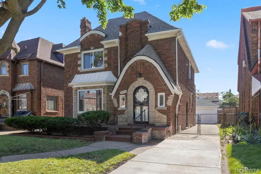 18050 Wisconsin Street, Detroit, MI 48221 - #2