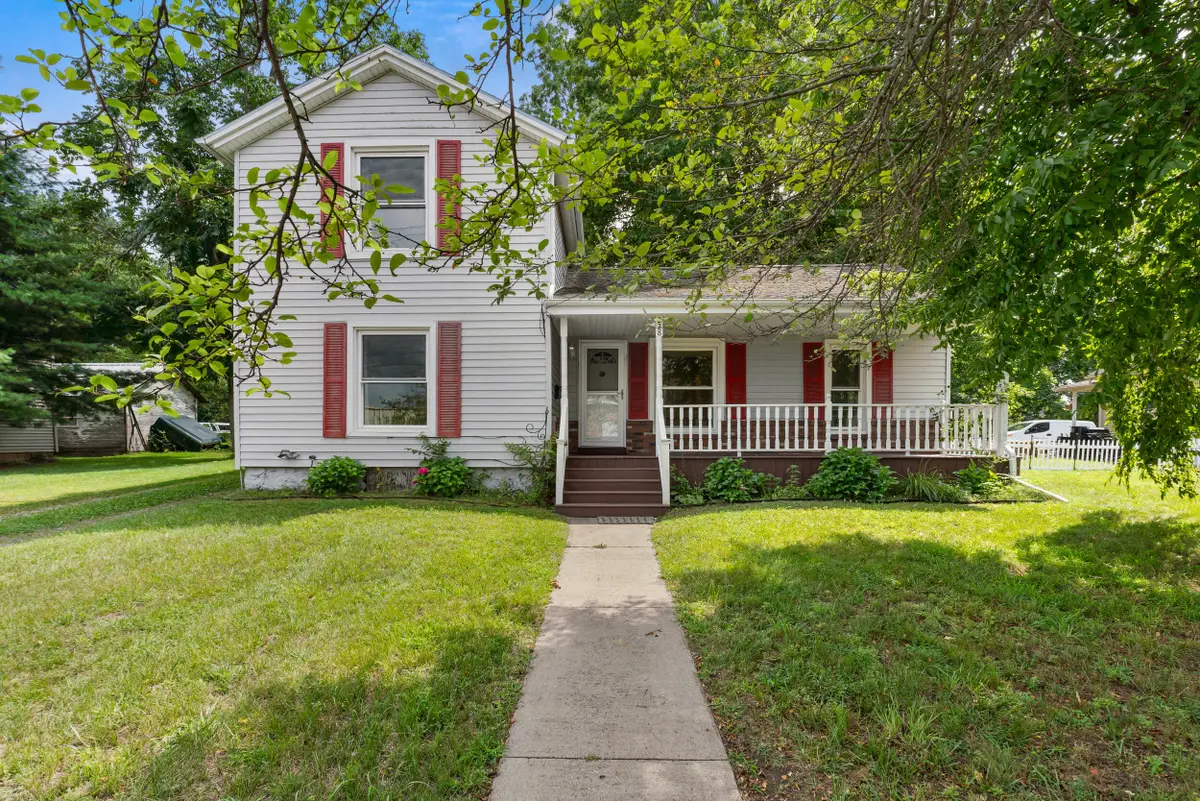 228 E Bacon Street, Hillsdale, MI 49242 - #1