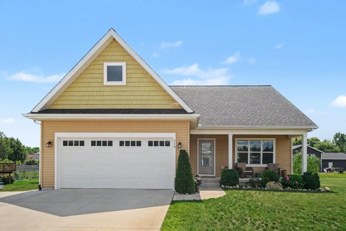710 Chary Glen Drive Nw, Kent City, MI 49330 - #1