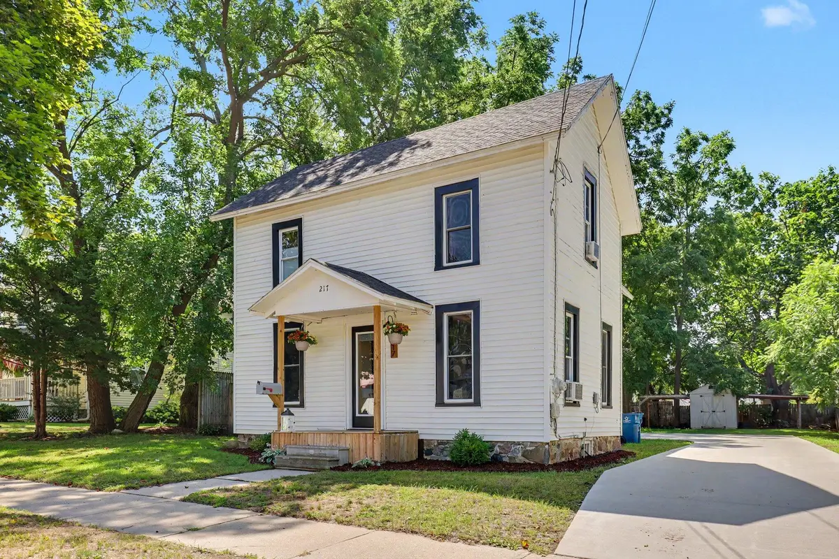 217 E Liberty Street, Belding, MI 48809 - #1