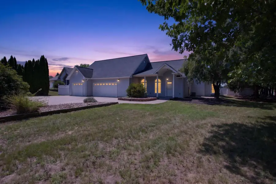 8330 Clear Lake Road, Grass Lake, MI 49240 - #2
