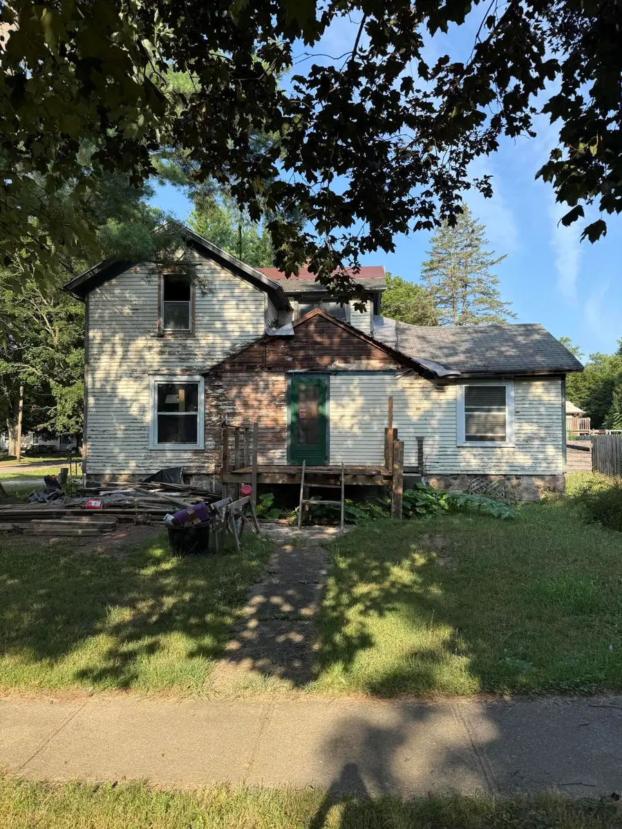 605 N Main Street, Bellevue, MI 49021 - #2