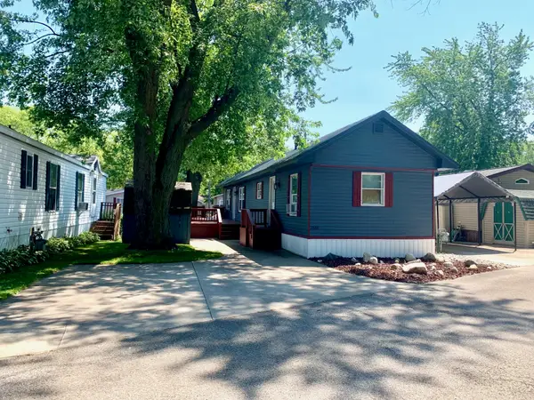 2860 N Tamarac Drive #214, Ludington, MI 49431