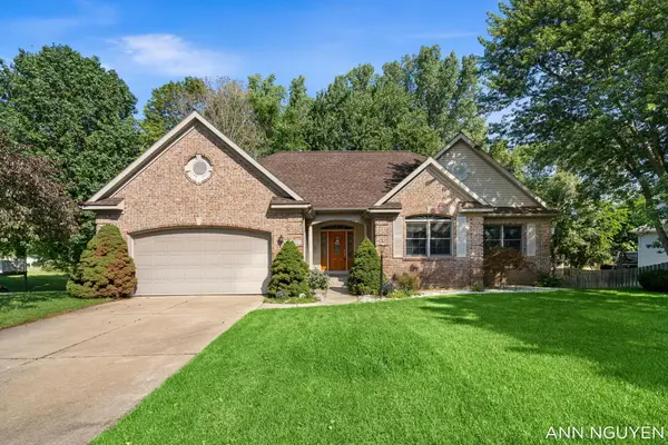 5263 Pine Slope Drive Sw, Wyoming, MI 49519