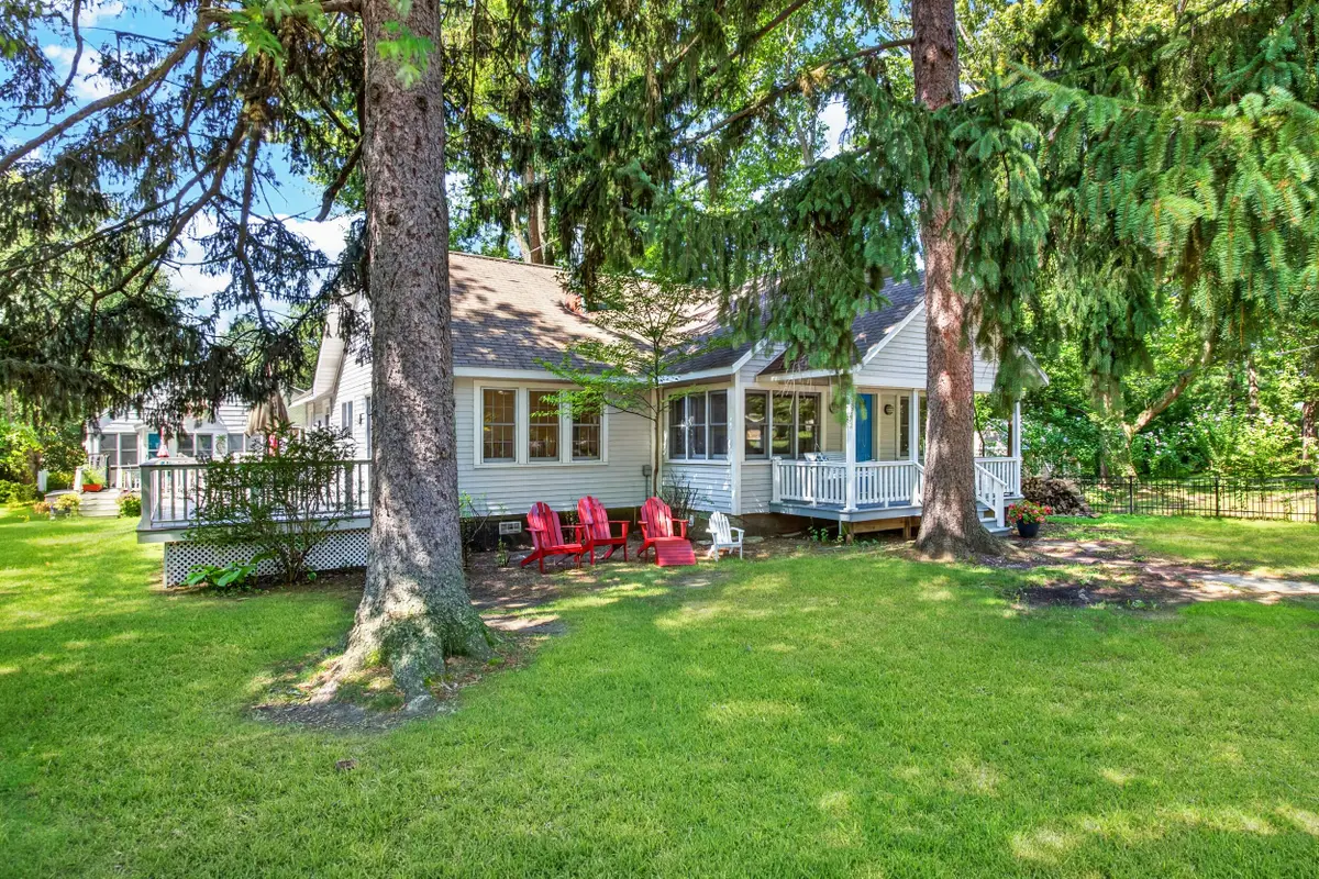 15552 Victor Road #1, Union Pier, MI 49129 - #1