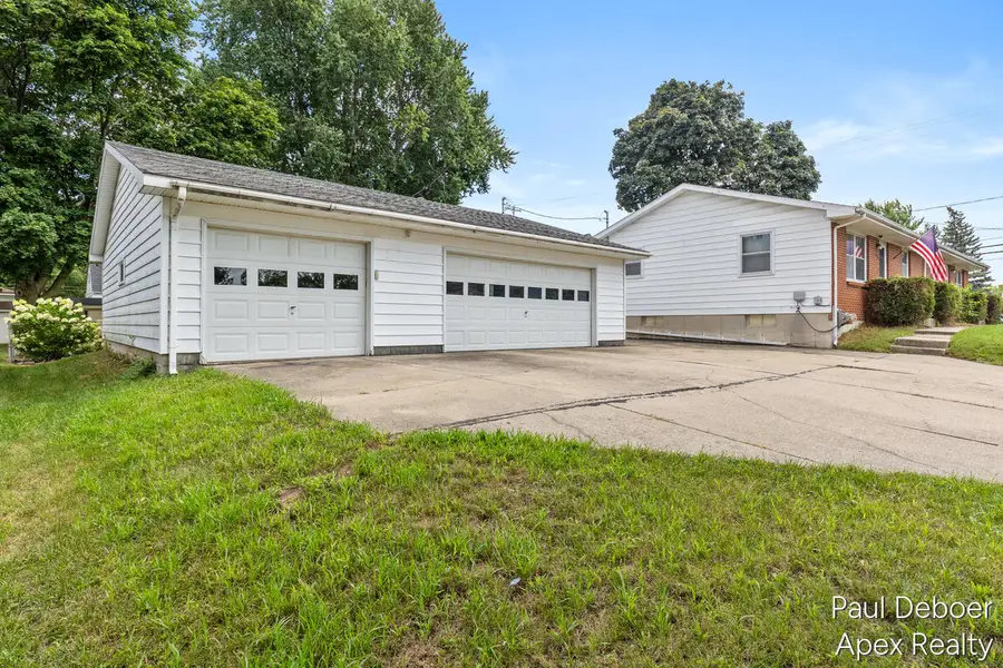 3542 Fuller Avenue Se, Grand Rapids, MI 49508 - #2