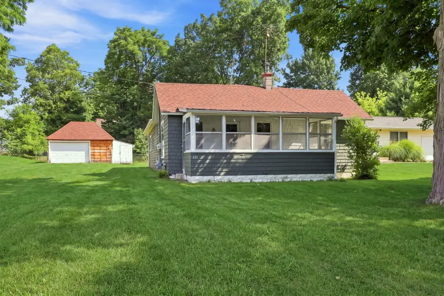 221 E Colfax Street, Hastings, MI 49058 - #3