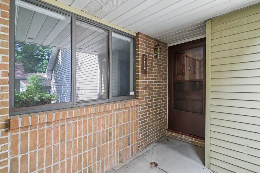 723 Charlemagne Boulevard, Battle Creek, MI 49017 - #2