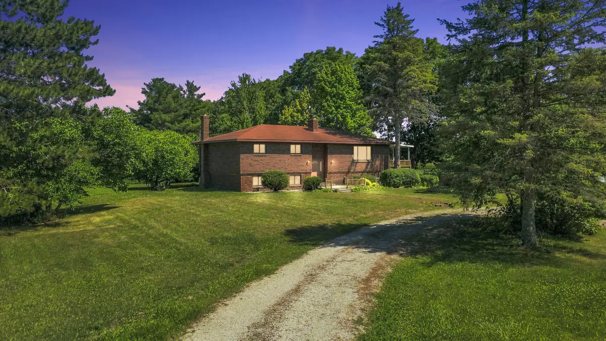 780 N Hadley Road, Ortonville, MI 48462 - #1