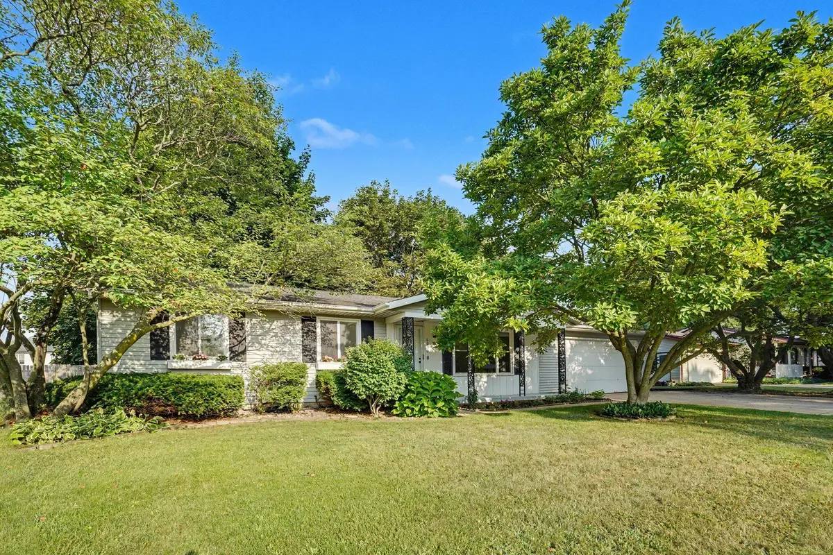5800 Newhaven Drive, Portage, MI 49024 - #1