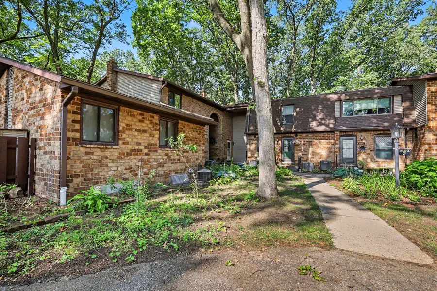 2579 Chatham Woods Drive Se, Grand Rapids, MI 49546 - #2