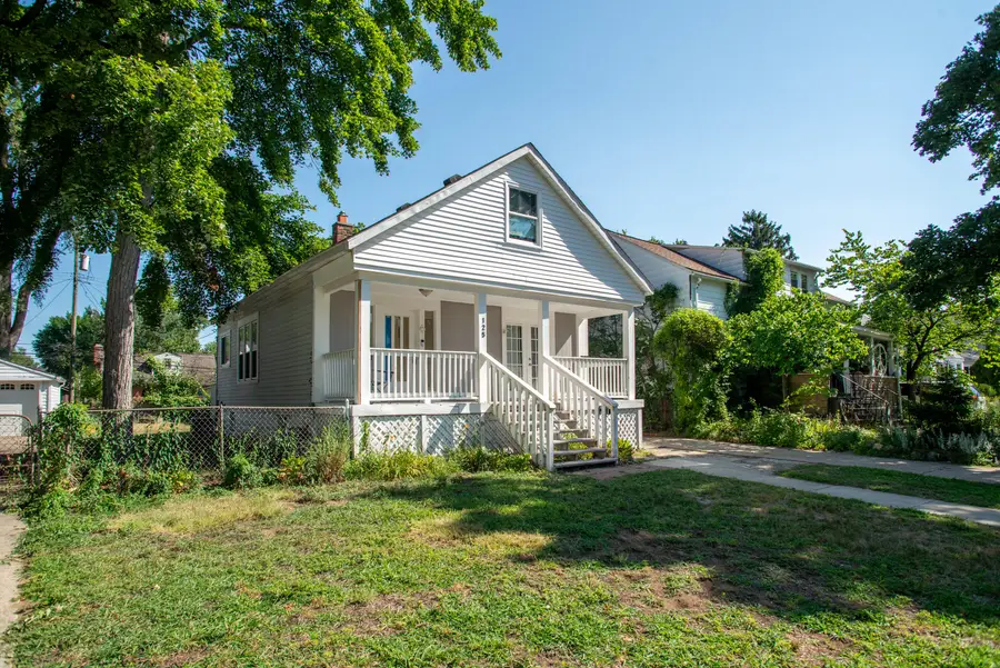 125 E Lawrence Avenue, Royal Oak, MI 48073 - #2