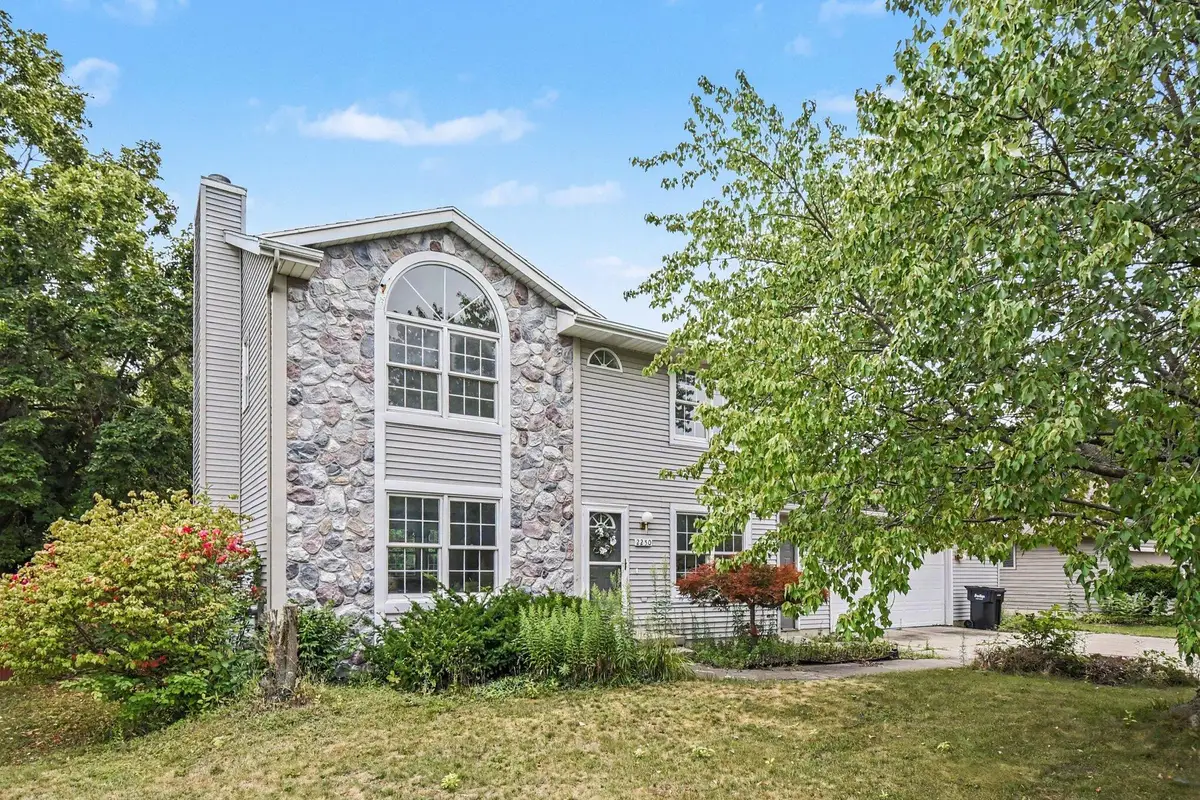 2250 Yorktown Drive Se, Kentwood, MI 49508 - #1