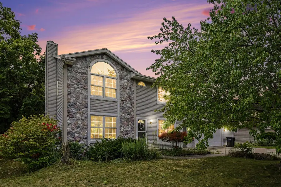 2250 Yorktown Drive Se, Kentwood, MI 49508 - #2