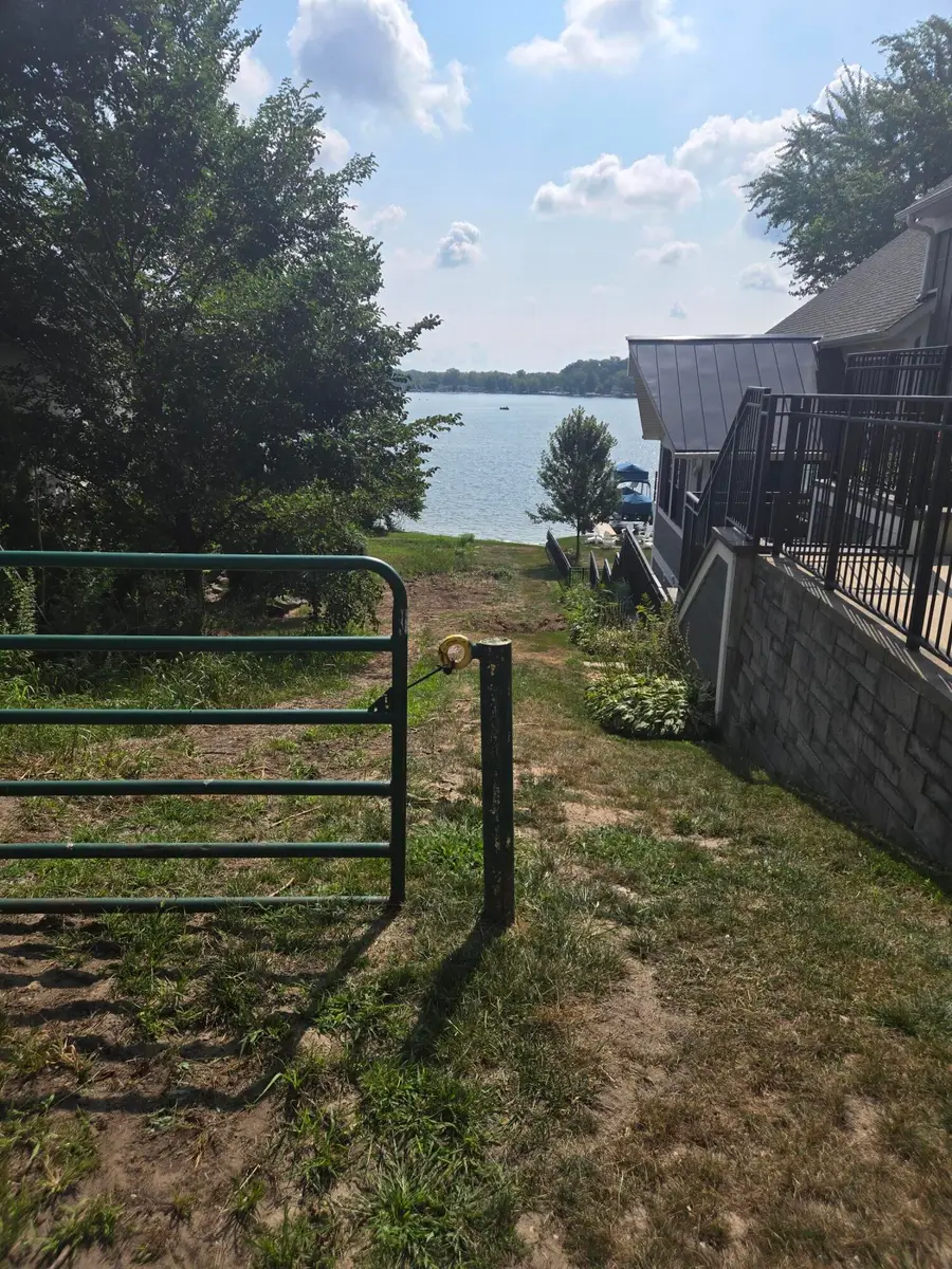 8004 Lakewood Drive, Coloma, MI 49038 - #3