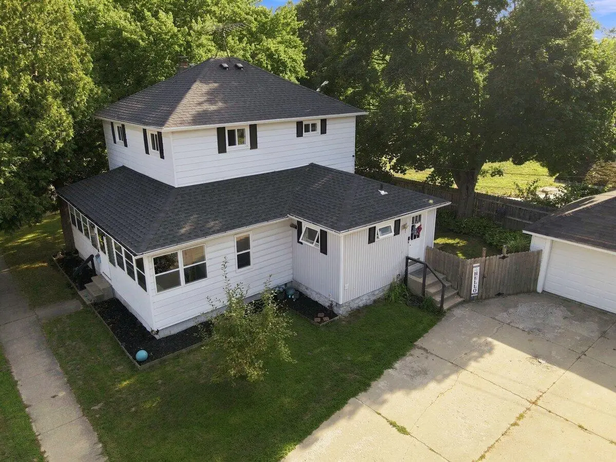 826 S Park Street, Hastings, MI 49058 - #1