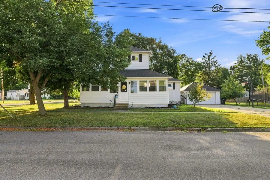 826 S Park Street, Hastings, MI 49058 - #3
