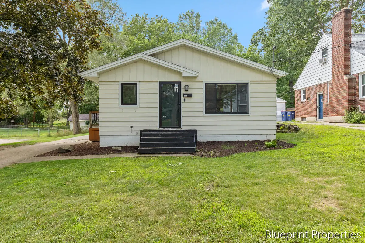 735 Maridell Avenue Nw, Grand Rapids, MI 49504 - #1