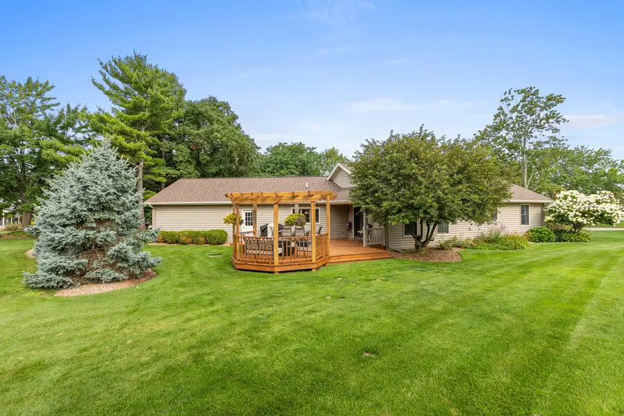 6866 Vista Grande Drive Ne, Rockford, MI 49341 - #3
