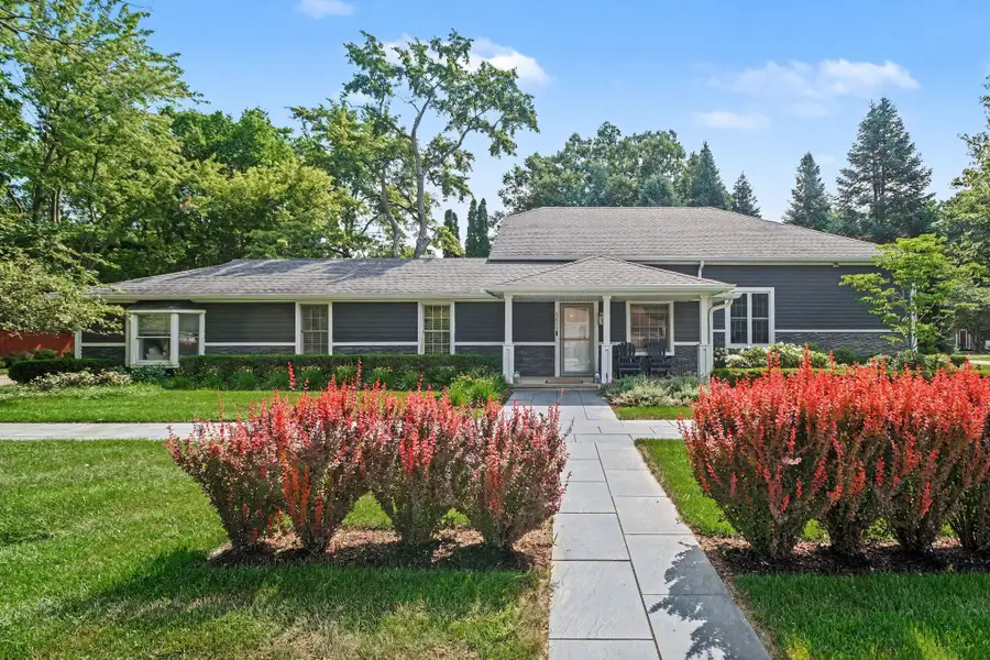 5675 Carlburt Street, West Bloomfield, MI 48322 - #2