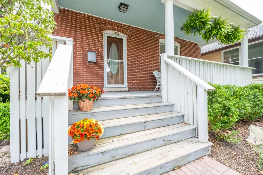 1703 Forres Avenue, Saint Joseph, MI 49085 - #3