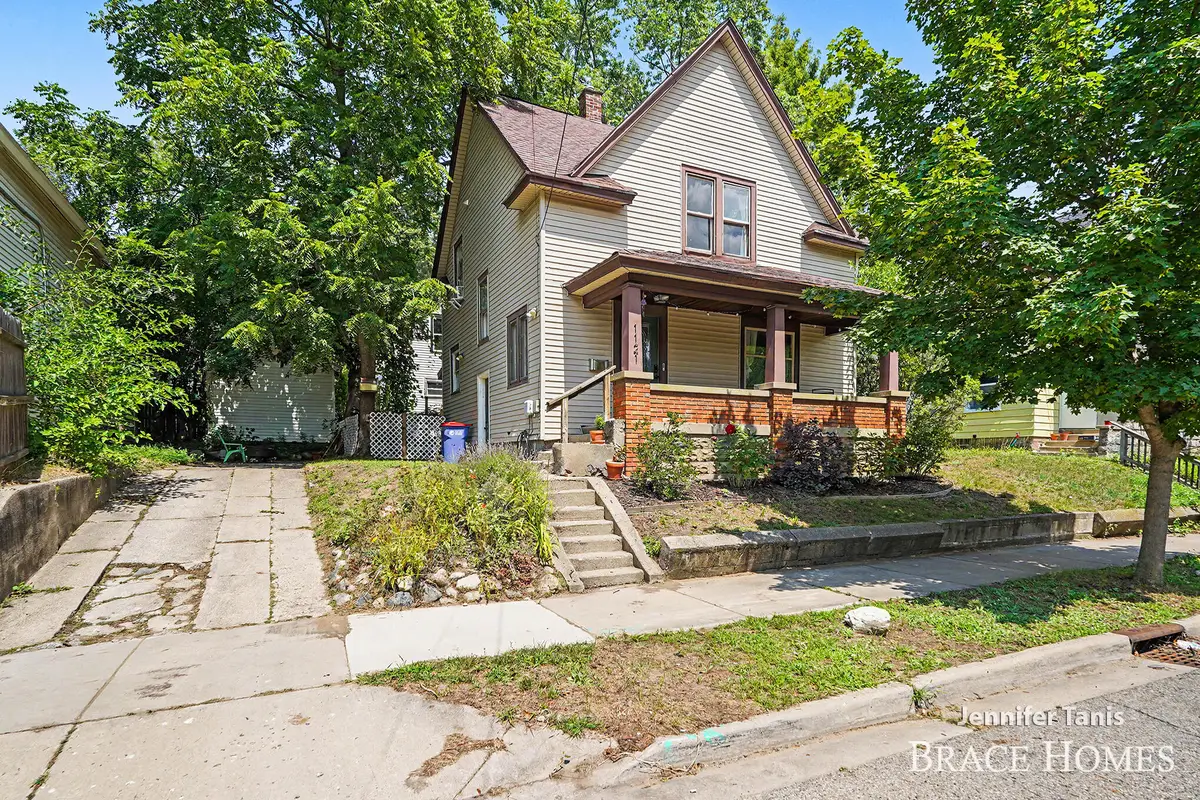 1121 Baxter Street Se, Grand Rapids, MI 49506 - #1