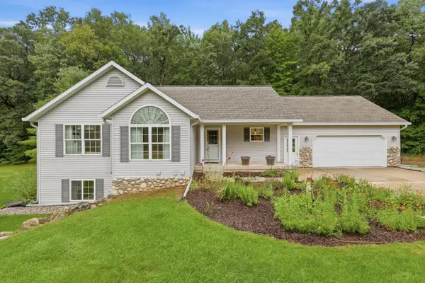 5075 Bonasa Drive Ne, Rockford, MI 49341