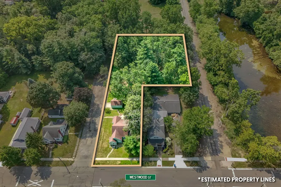 98 Westwood Street, Hillsdale, MI 49242 - #2
