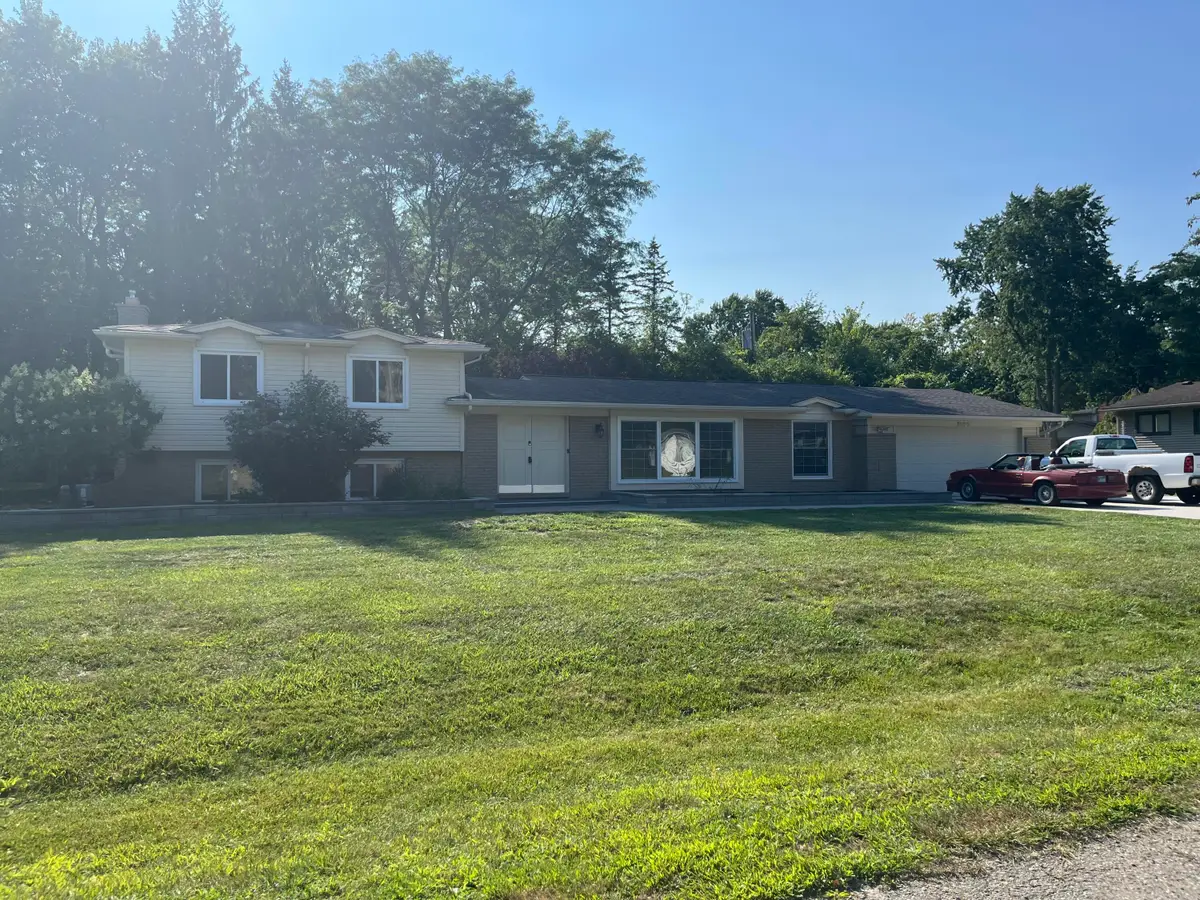 7096 Riverstone Road, West Bloomfield, MI 48322 - #1